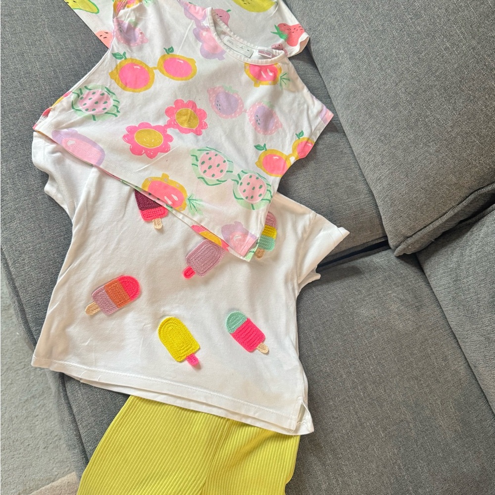 Zara girl bundle short and 3 t shirt